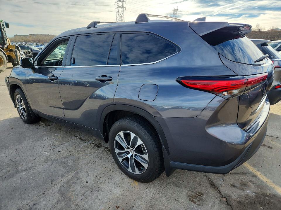 Продаж на аукціоні авто 2023 Toyota Highlander, vin: 5TDKDRBH8PS045750, номер лоту: 45825726