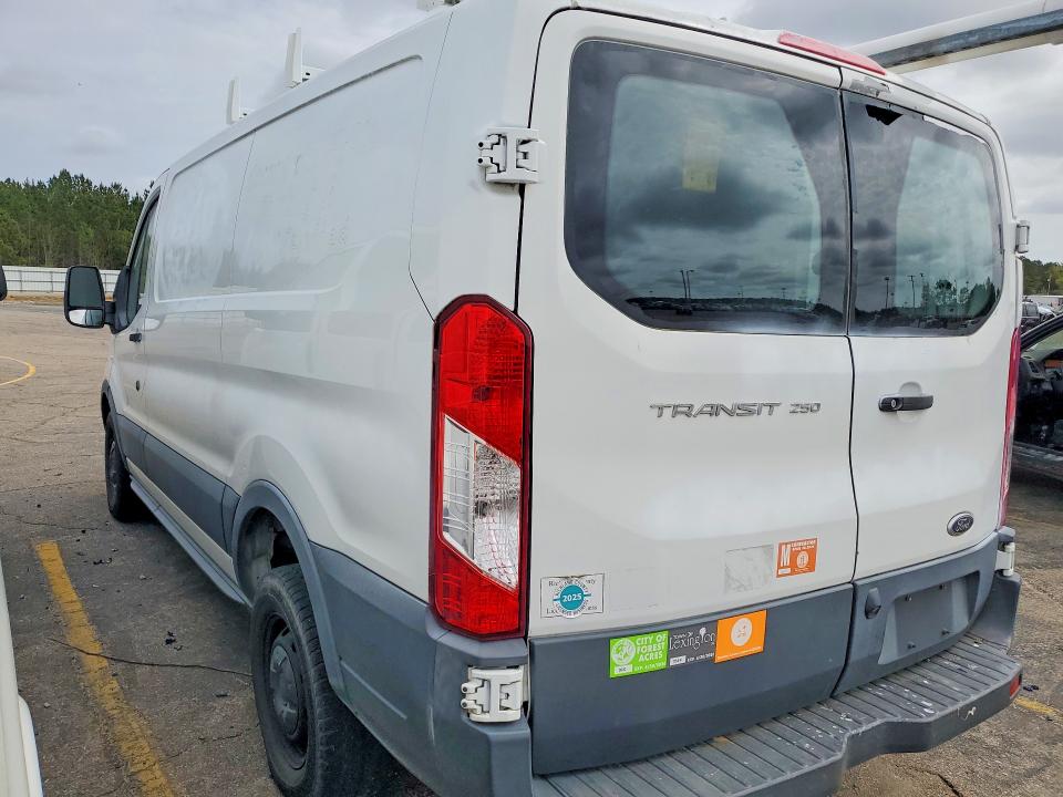 2018 Ford Transit მანქანა იყიდება აუქციონზე, vin: 1FTYR1ZM2JKB03706, აუქციონის ნომერი: 62500985