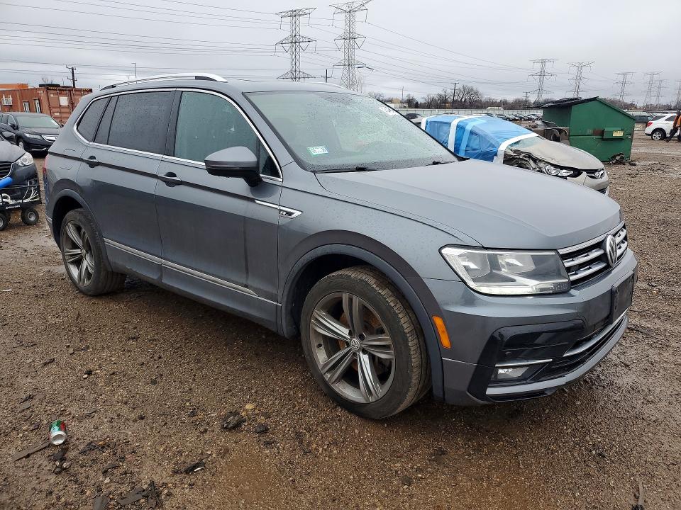 Продажа на аукционе авто 2018 Volkswagen Tiguan, vin: 3VV2B7AX0JM163576, номер лота: 45446846