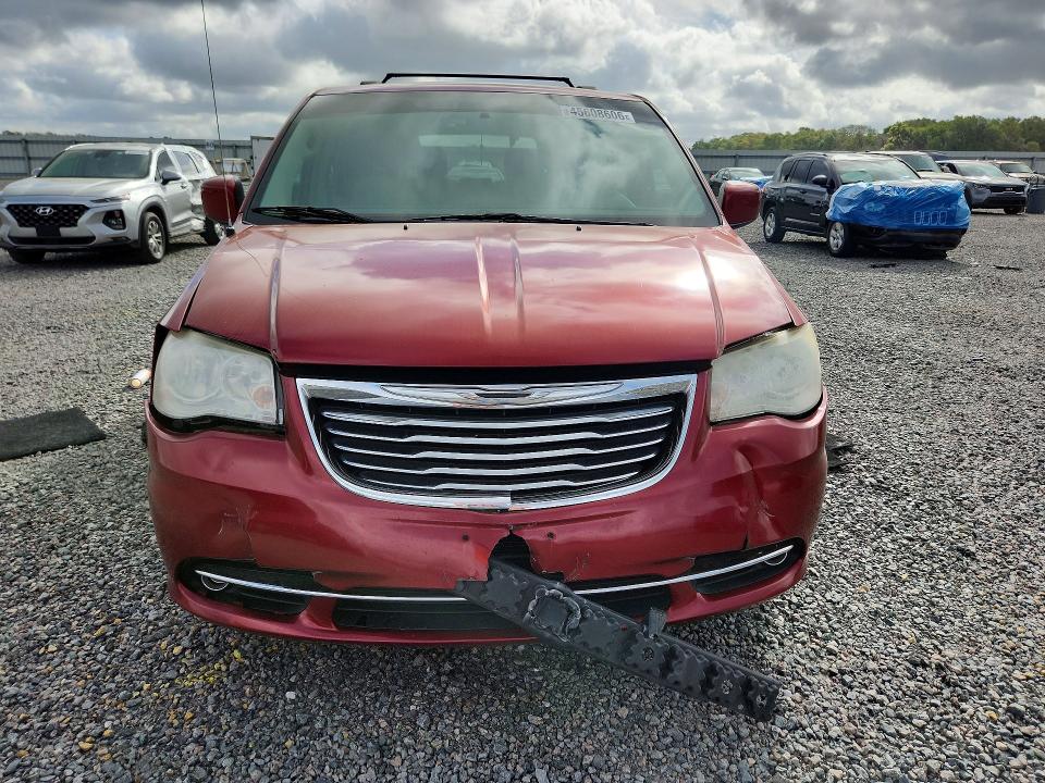 45608606 :رقم المزاد ، 2A4RR5DG4BR676908 vin ، 2011 Chrysler Town & Country مزاد بيع