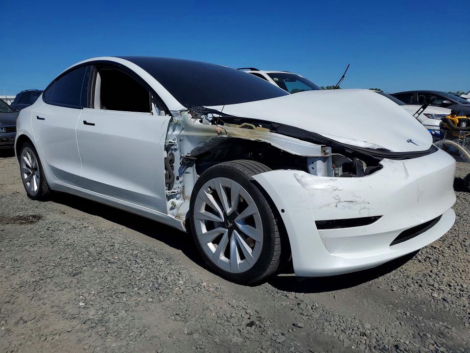 46034136 :رقم المزاد ، 5YJ3E1EA6MF018029 vin ، 2021 Tesla Model 3 مزاد بيع