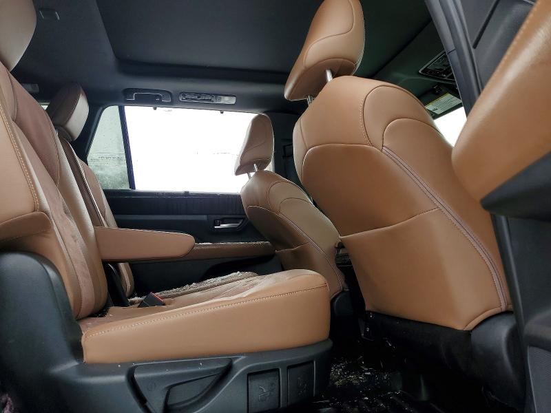 Продаж на аукціоні авто 2024 Toyota Grand Highlander Hybrid, vin: 5TDADAB54RS009284, номер лоту: 46124176