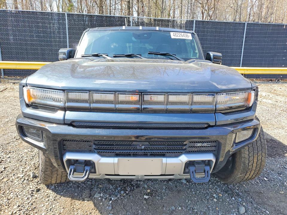 48226456 :رقم المزاد ، 1GT40BDD6SU111061 vin ، 2025 Gmc Hummer Pickup مزاد بيع