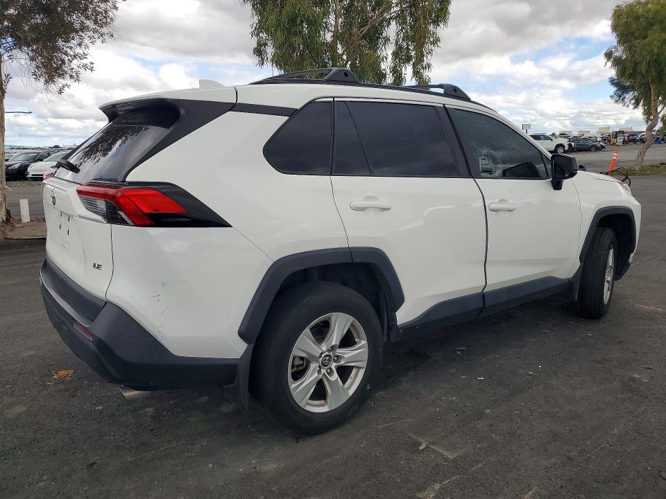 2021 Toyota Rav4 მანქანა იყიდება აუქციონზე, vin: 2T3H1RFV0MW141918, აუქციონის ნომერი: 79610075