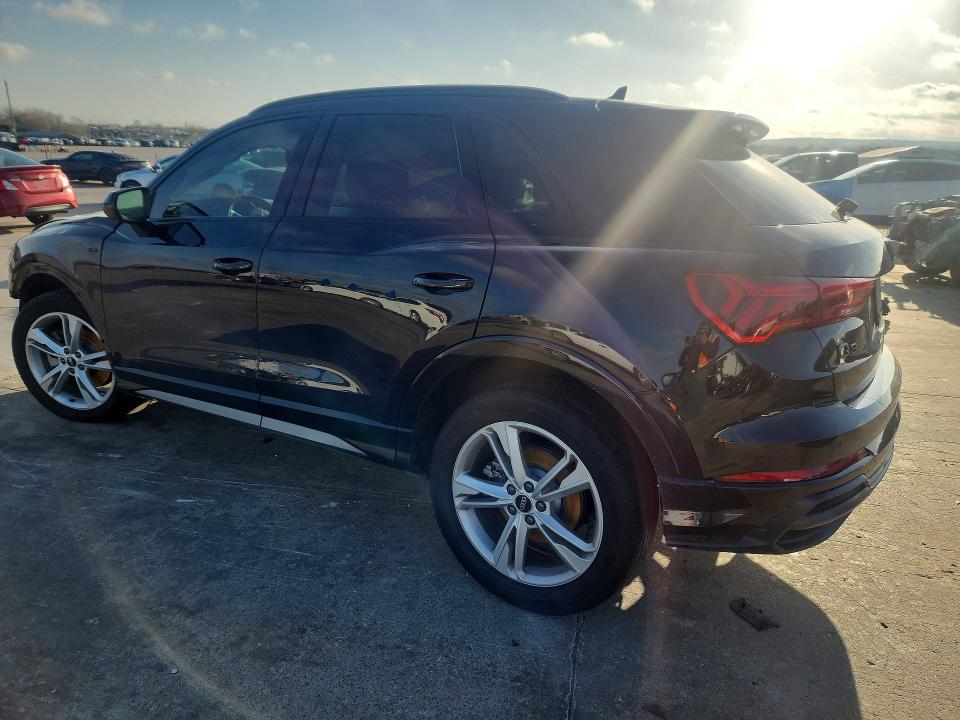 Aukcja sprzedaży 2021 Audi Q3, vin: WA1DECF33M1054313, numer aukcji: 45952896