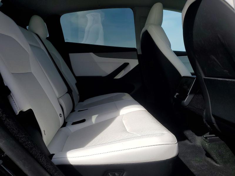 Продажа на аукционе авто 2026 Tesla Model Y, vin: 7SAYGDEE2TA478307, номер лота: 46085586