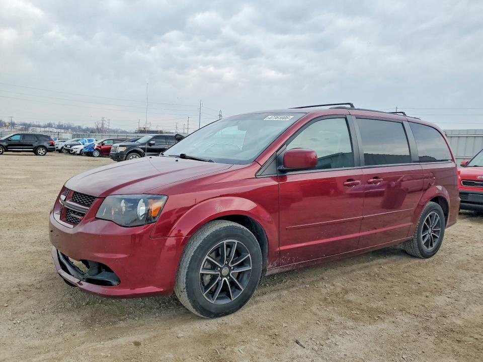 47761006 :رقم المزاد ، 2C4RDGEG6HR692759 vin ، 2017 Dodge Grand Caravan مزاد بيع