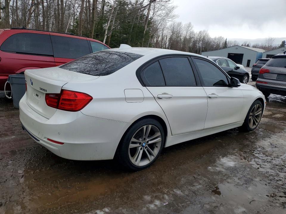 79378395 :رقم المزاد ، WBA3B3C55DJ977163 vin ، 2013 Bmw 328 مزاد بيع