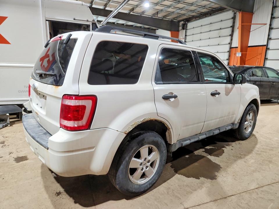 47299416 :رقم المزاد ، 1FMCU0DG8AKC69499 vin ، 2010 Ford Escape مزاد بيع