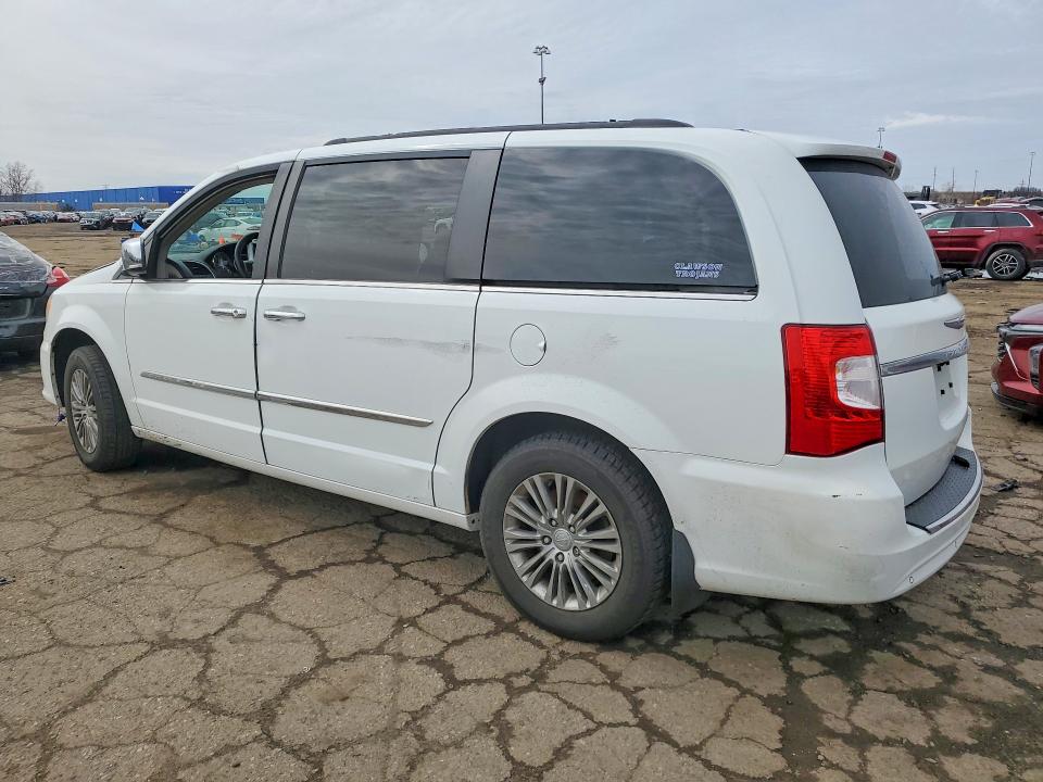 46879106 :رقم المزاد ، 2C4RC1CG7GR150703 vin ، 2016 Chrysler Town & Country مزاد بيع