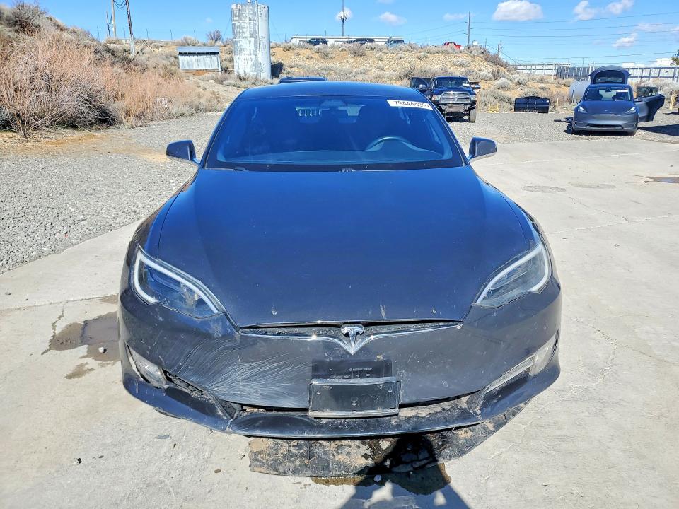 Продажа на аукционе авто 2016 Tesla Model S, vin: 5YJSA1E40GF177621, номер лота: 79444495
