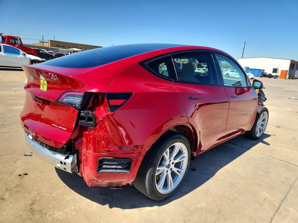 Продаж на аукціоні авто 2024 Tesla Model Y, vin: 7SAYGDEE8RA222701, номер лоту: 46753956