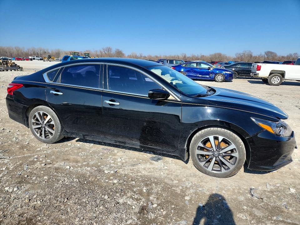 Продаж на аукціоні авто 2016 Nissan Altima, vin: 1N4AL3AP8GC119602, номер лоту: 79775315