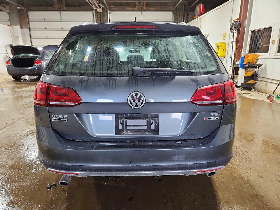 46326856 :رقم المزاد ، 3VWM17AU6HM544758 vin ، 2017 Volkswagen Golf Alltrack مزاد بيع