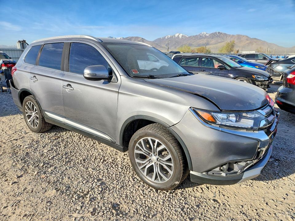 Продаж на аукціоні авто 2018 Mitsubishi Outlander, vin: JA4AZ3A31JZ016932, номер лоту: 47043746