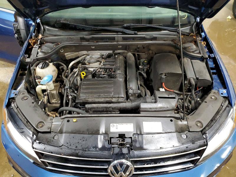47352136 :رقم المزاد ، 3VW2B7AJ2HM213184 vin ، 2017 Volkswagen Jetta مزاد بيع