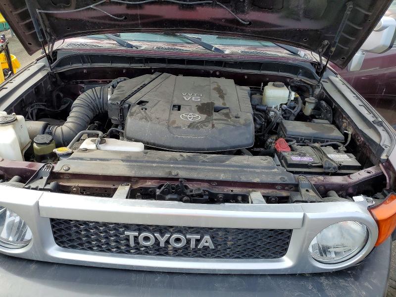 47136726 :رقم المزاد ، JTEBU11F270049180 vin ، 2007 Toyota Fj Cruiser مزاد بيع