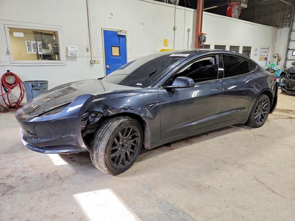 Продажа на аукционе авто 2025 Tesla Model 3, vin: 5YJ3E1EA8SF012682, номер лота: 79594685