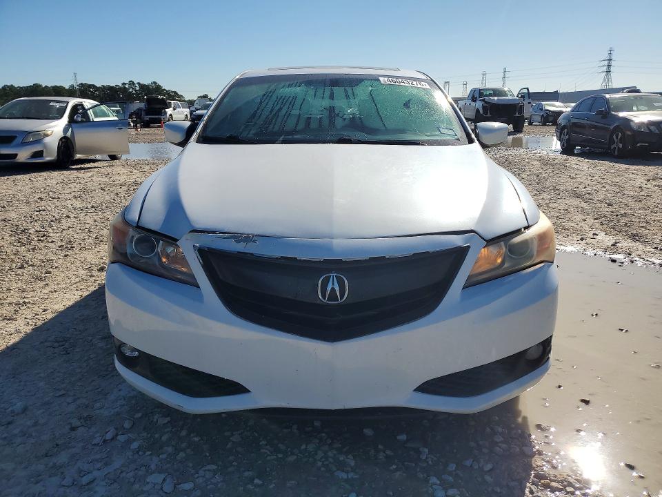 46043276 :رقم المزاد ، 19VDE1F70DE013043 vin ، 2013 Acura Ilx مزاد بيع