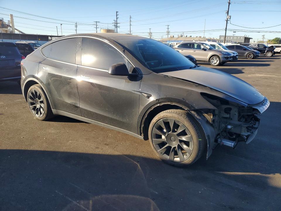 46271796 :رقم المزاد ، 7SAYGDEE4PA029765 vin ، 2023 Tesla Model Y مزاد بيع
