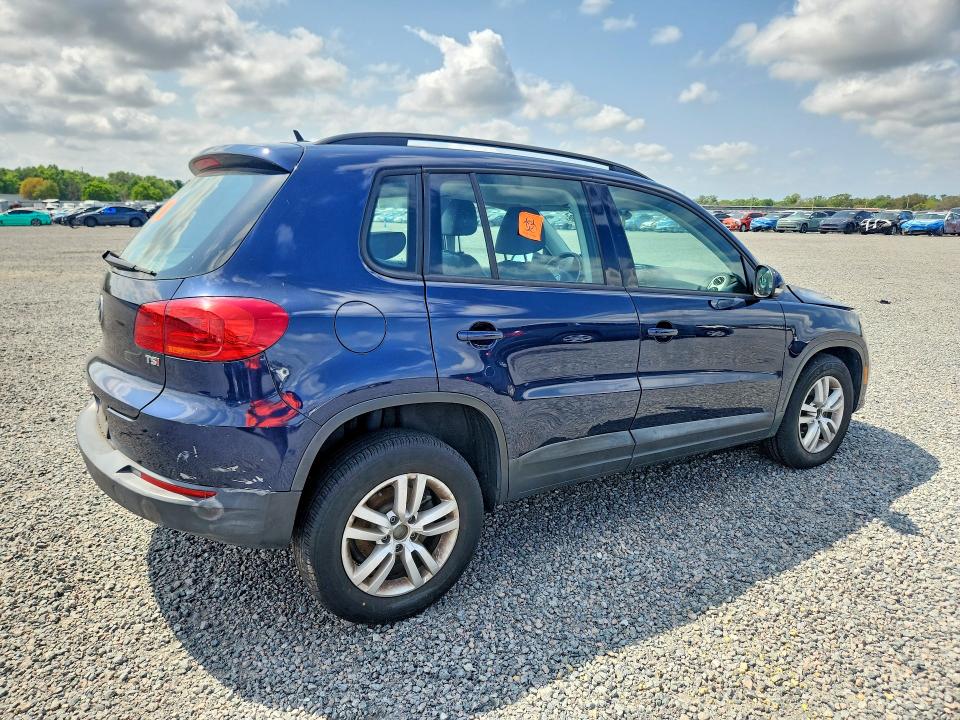2016 Volkswagen Tiguan მანქანა იყიდება აუქციონზე, vin: WVGAV7AX5GW510891, აუქციონის ნომერი: 47588596