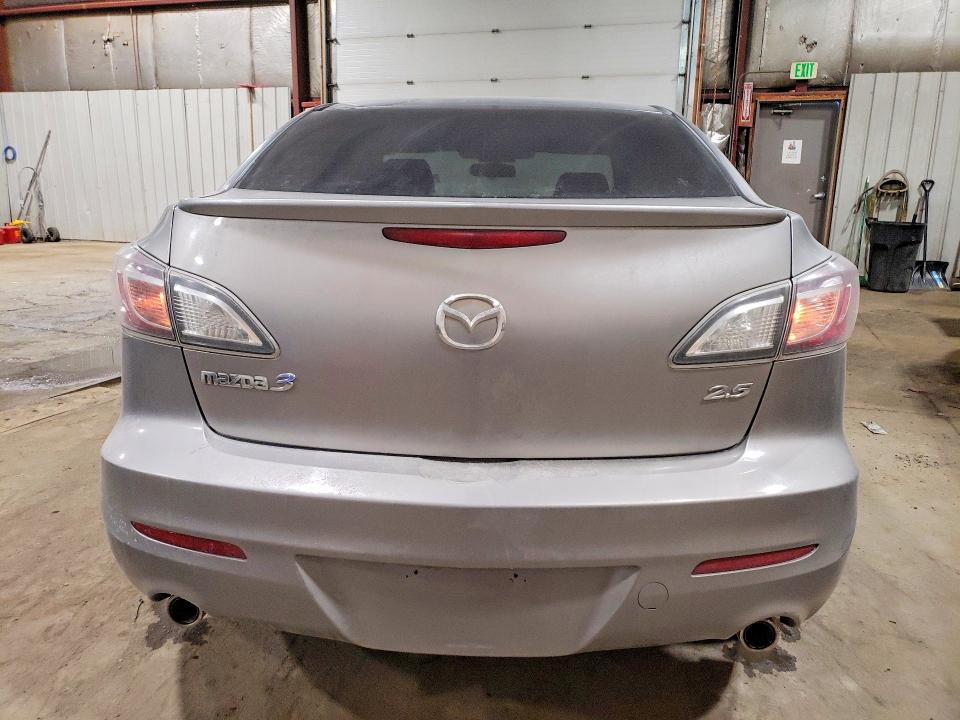 47282926 :رقم المزاد ، JM1BL1U55B1358557 vin ، 2011 Mazda 3 مزاد بيع