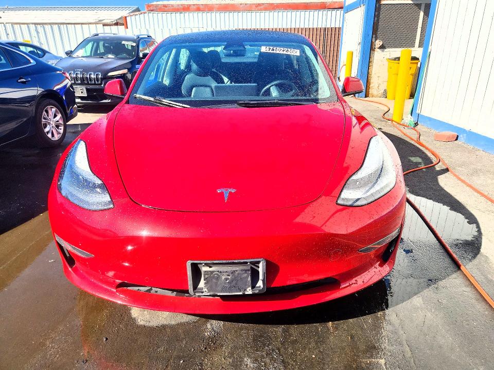 47102236 :رقم المزاد ، 5YJ3E1EA9NF369826 vin ، 2022 Tesla Model 3 مزاد بيع
