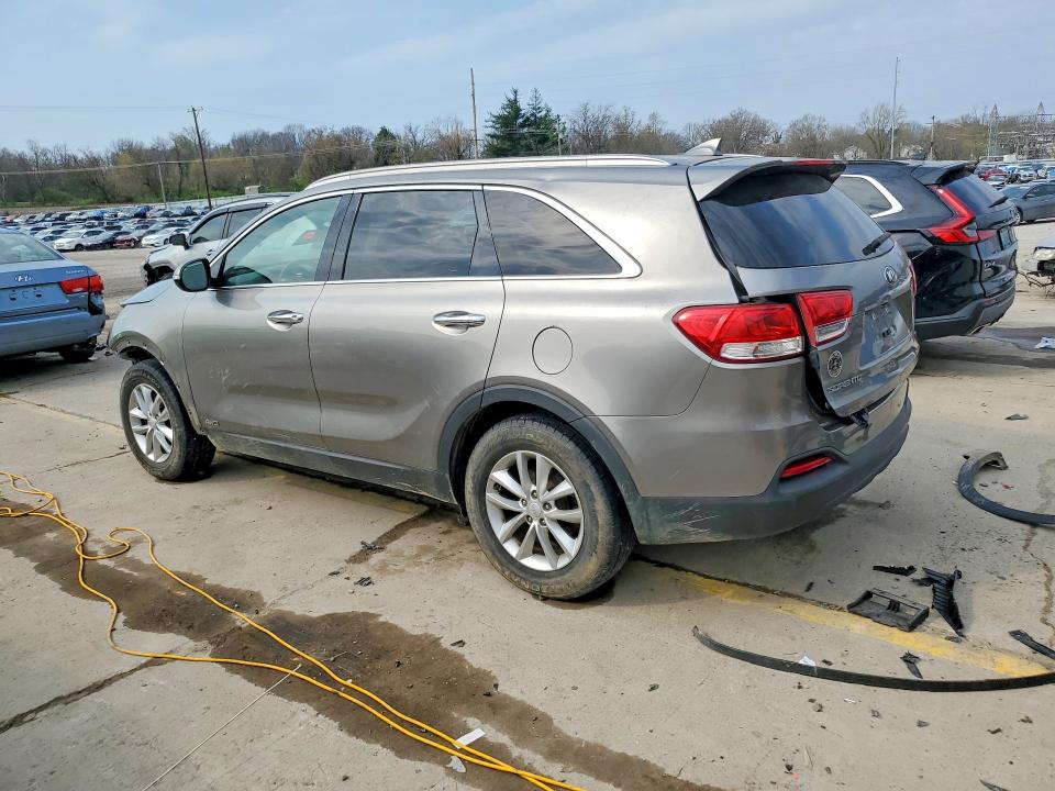 46811966 :رقم المزاد ، 5XYPGDA39JG415212 vin ، 2018 Kia Sorento مزاد بيع
