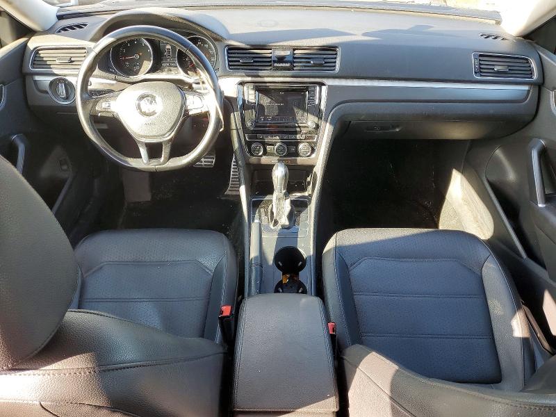 Продажа на аукционе авто 2018 Volkswagen Passat, vin: 1VWAA7A32JC027989, номер лота: 47758916