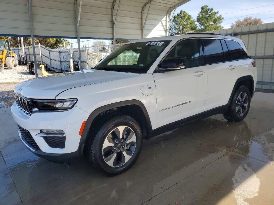 45526706 :رقم المزاد ، 1C4RJYB60RC135625 vin ، 2024 Jeep Grand Cherokee مزاد بيع