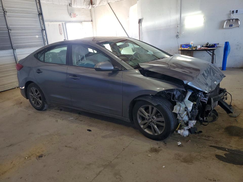 45494476 :رقم المزاد ، 5NPD84LF5JH255975 vin ، 2018 Hyundai Elantra مزاد بيع
