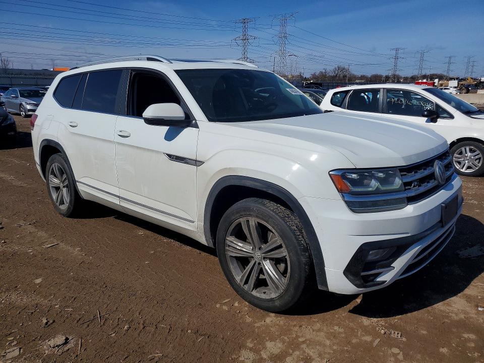 Продажа на аукционе авто 2018 Volkswagen Atlas, vin: 1V2RR2CA8JC583364, номер лота: 45834196
