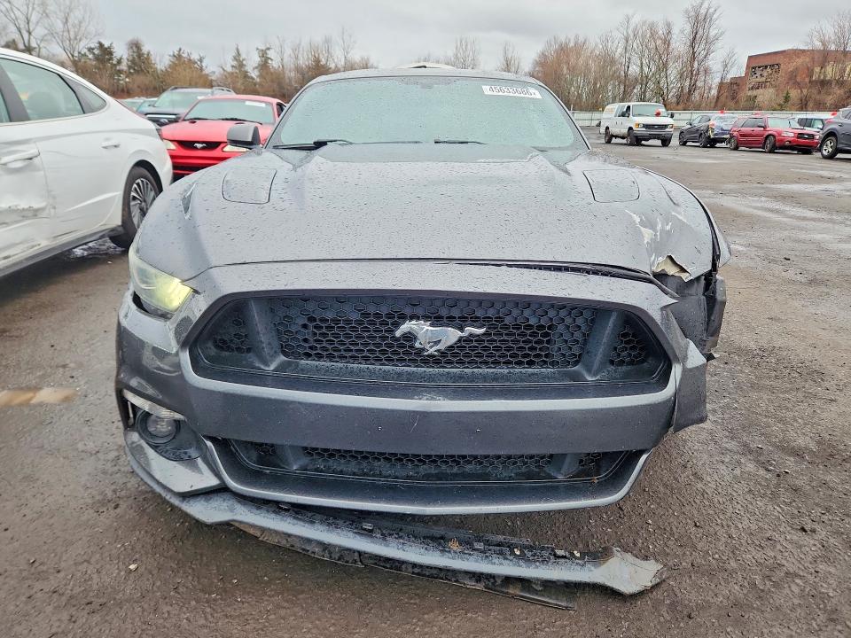 45633686 :رقم المزاد ، 1FA6P8CF9F5385354 vin ، 2015 Ford Mustang مزاد بيع