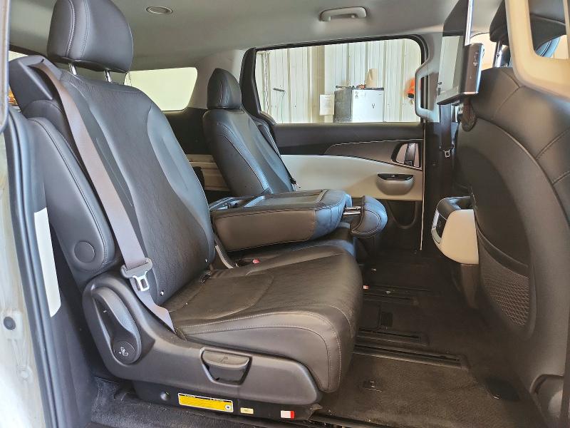 46616466 :رقم المزاد ، KNDNB4H3XP6260158 vin ، 2023 Kia Carnival مزاد بيع
