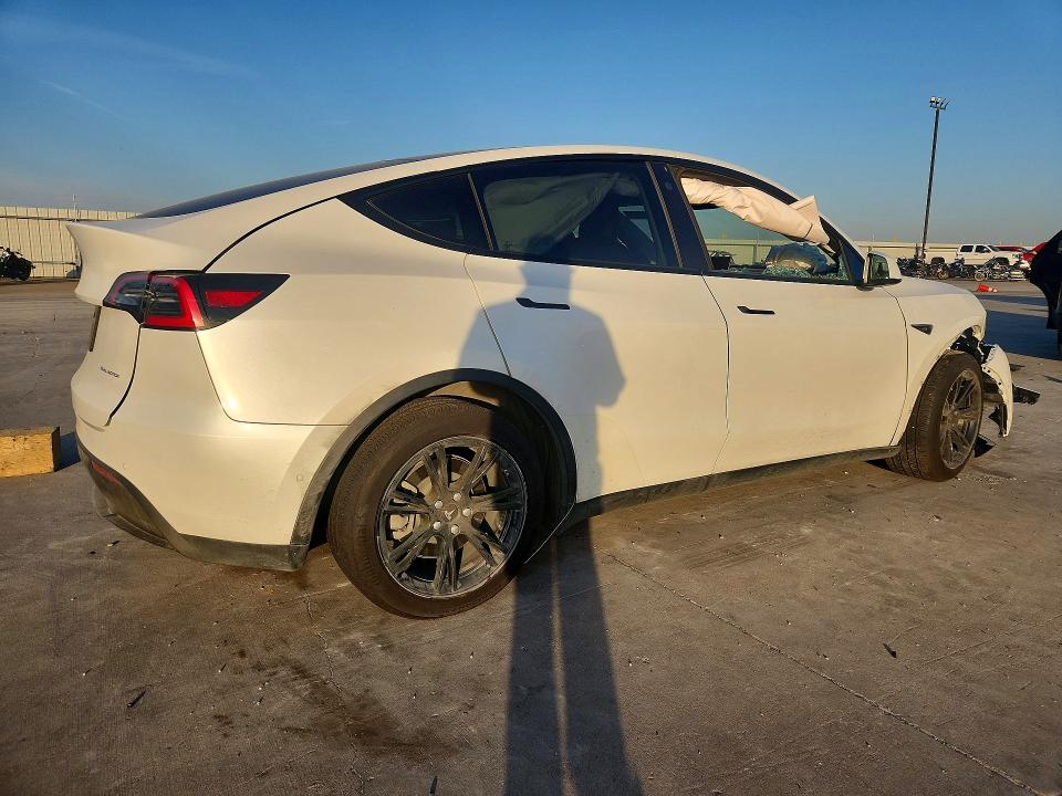 Продаж на аукціоні авто 2021 Tesla Model Y, vin: 5YJYGDEE3MF183380, номер лоту: 47150696