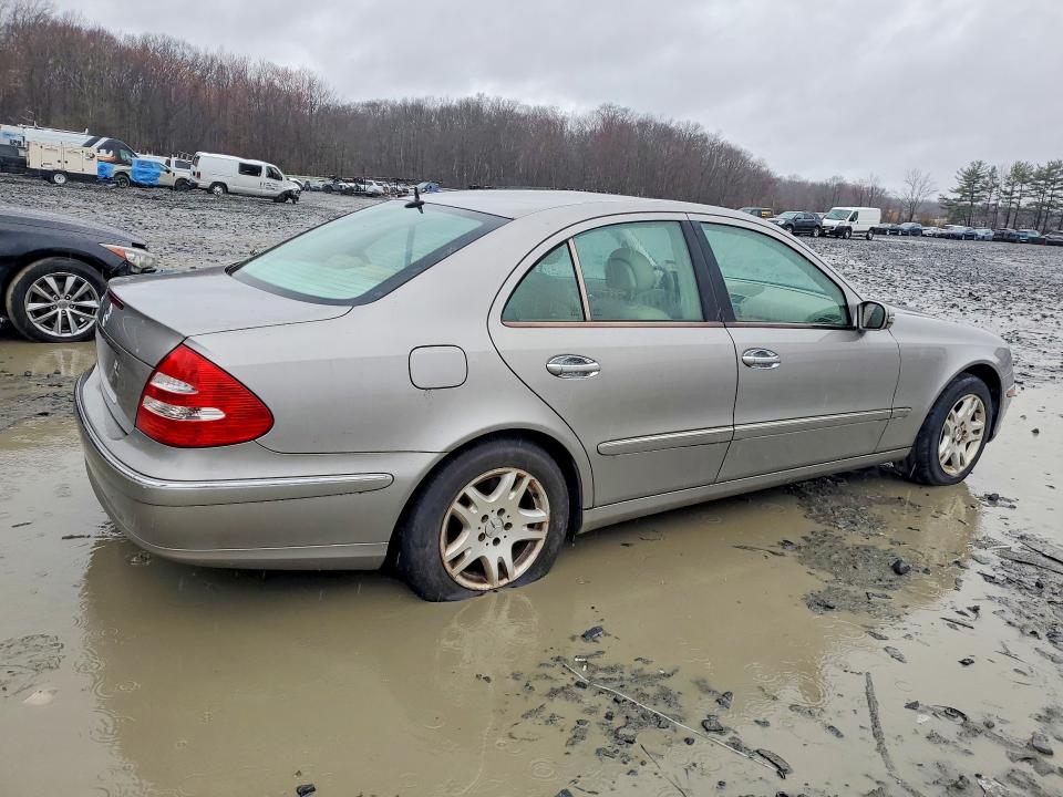 2006 Mercedes-benz E მანქანა იყიდება აუქციონზე, vin: WDBUF56J56A809153, აუქციონის ნომერი: 46028986