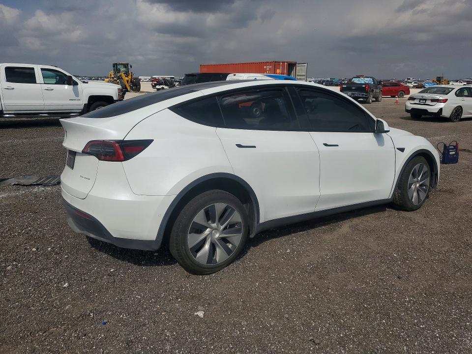 2022 Tesla Model Y მანქანა იყიდება აუქციონზე, vin: 7SAYGAEE7NF521463, აუქციონის ნომერი: 41720316