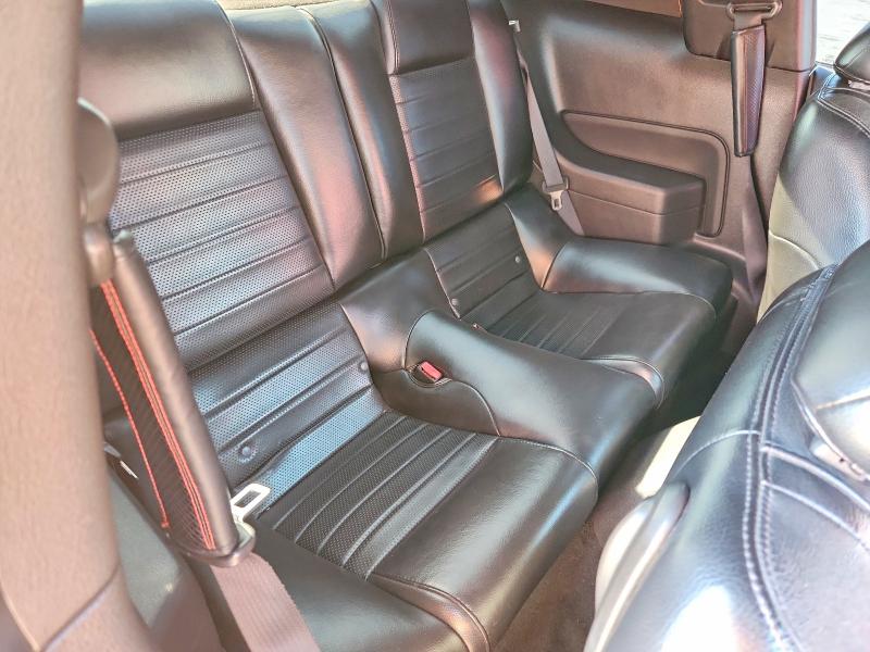 42021386 :رقم المزاد ، 1ZVHT82H275255559 vin ، 2007 Ford Mustang مزاد بيع