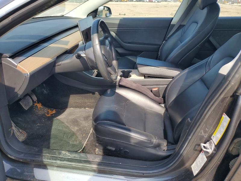 47703436 :رقم المزاد ، 5YJ3E1EB3JF054815 vin ، 2018 Tesla Model 3 مزاد بيع