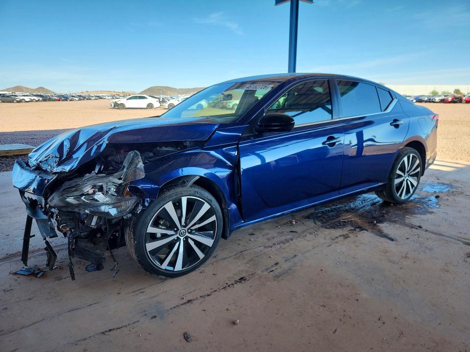 46152726 :رقم المزاد ، 1N4BL4CW6NN345640 vin ، 2022 Nissan Altima مزاد بيع