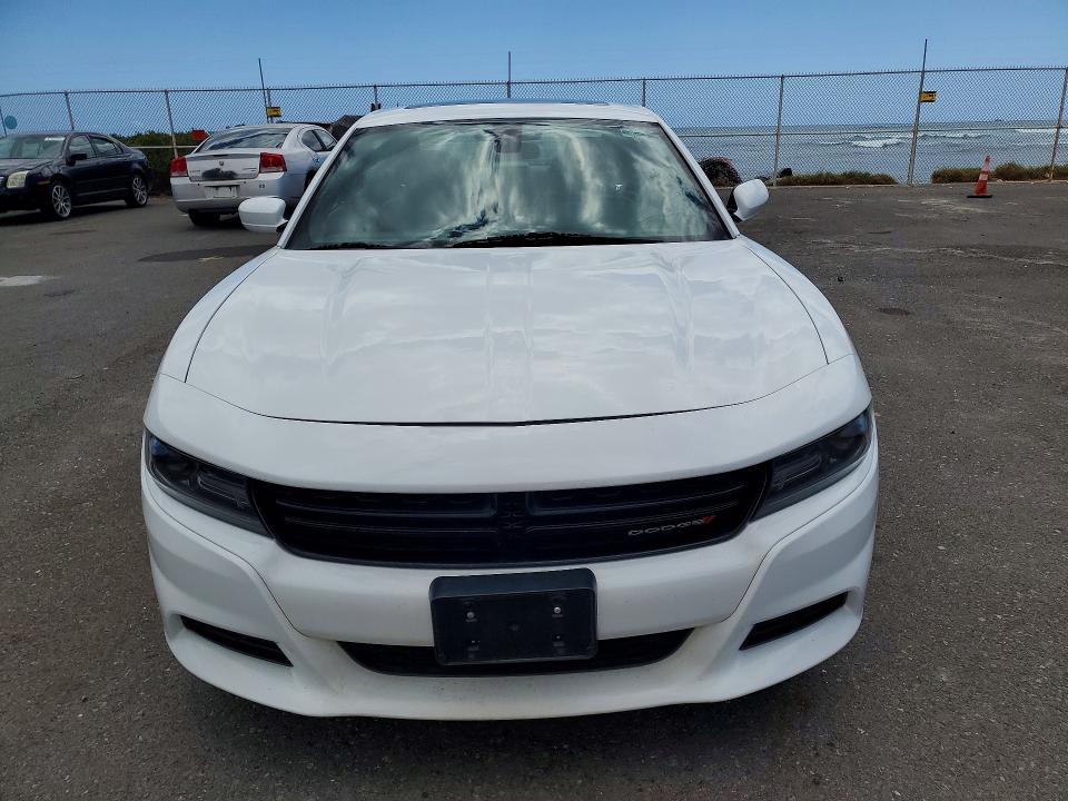 47141876 :رقم المزاد ، 2C3CDXBG9MH522202 vin ، 2021 Dodge Charger مزاد بيع