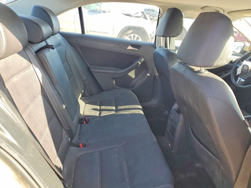 46357136 :رقم المزاد ، 3VWDX7AJ5CM468155 vin ، 2012 Volkswagen Jetta مزاد بيع