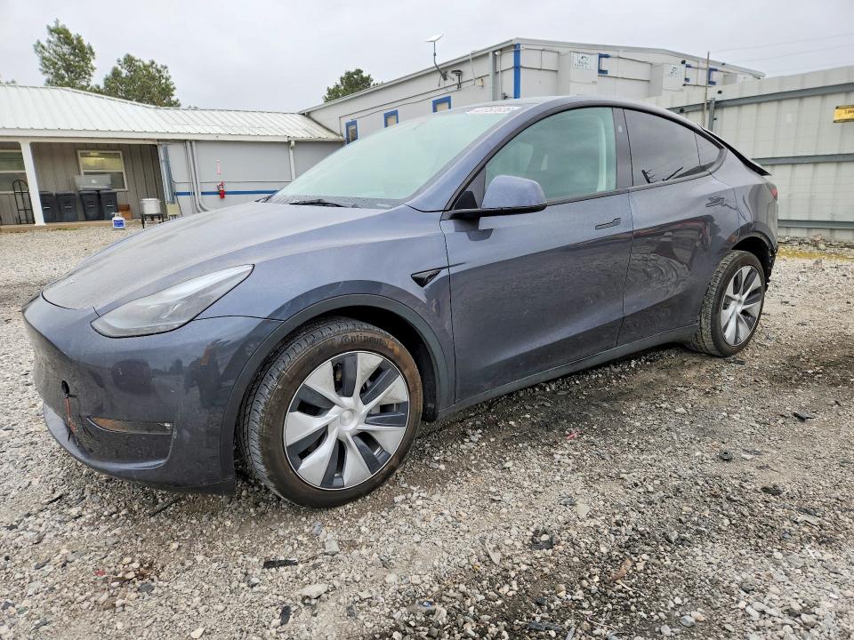 47757626 :رقم المزاد ، 7SAYGDEE4PF882122 vin ، 2023 Tesla Model Y مزاد بيع