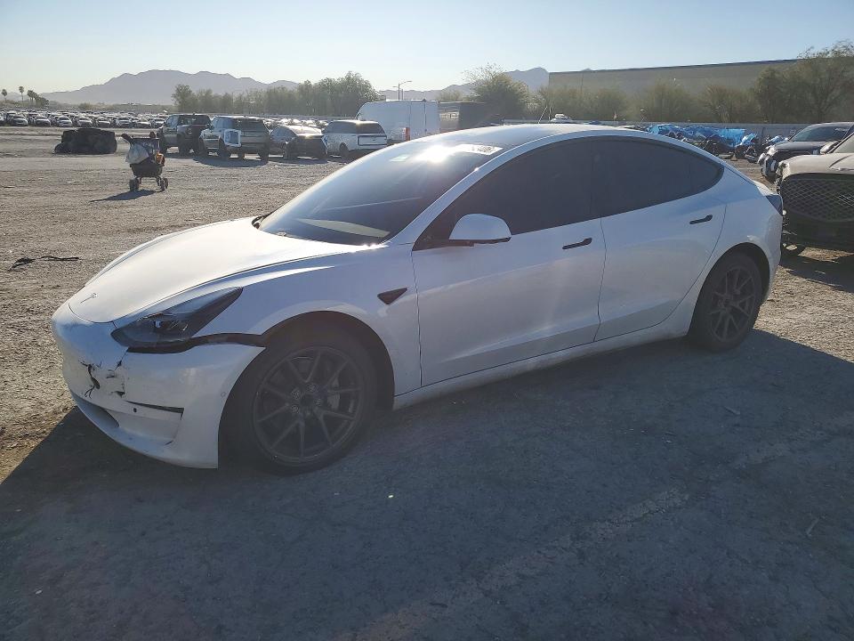 45492406 :رقم المزاد ، 5YJ3E1EA1MF076162 vin ، 2021 Tesla Model 3 مزاد بيع