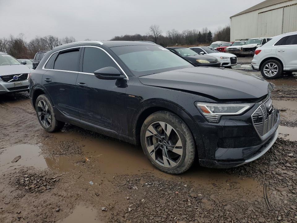 Aukcja sprzedaży 2022 Audi E-tron, vin: WA1AAAGE1NB005612, numer aukcji: 41757696