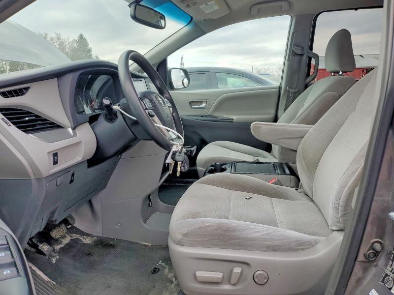 Aukcja sprzedaży 2015 Toyota Sienna, vin: 5TDKK3DC2FS554817, numer aukcji: 46839406