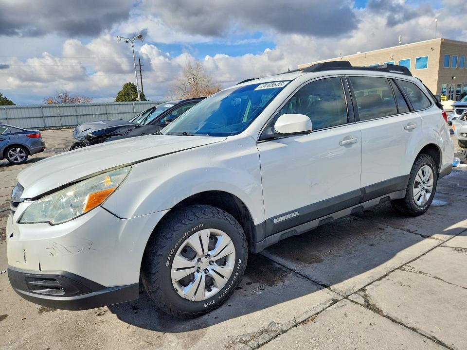 Auction sale of the 2010 Subaru Outback, vin: 4S4BRCAC0A1320189, lot number: 79765525
