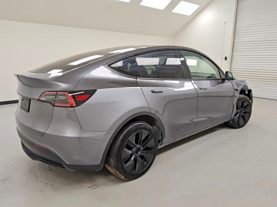 Продажа на аукционе авто 2024 Tesla Model Y, vin: 7SAYGDED4RF200253, номер лота: 77178775