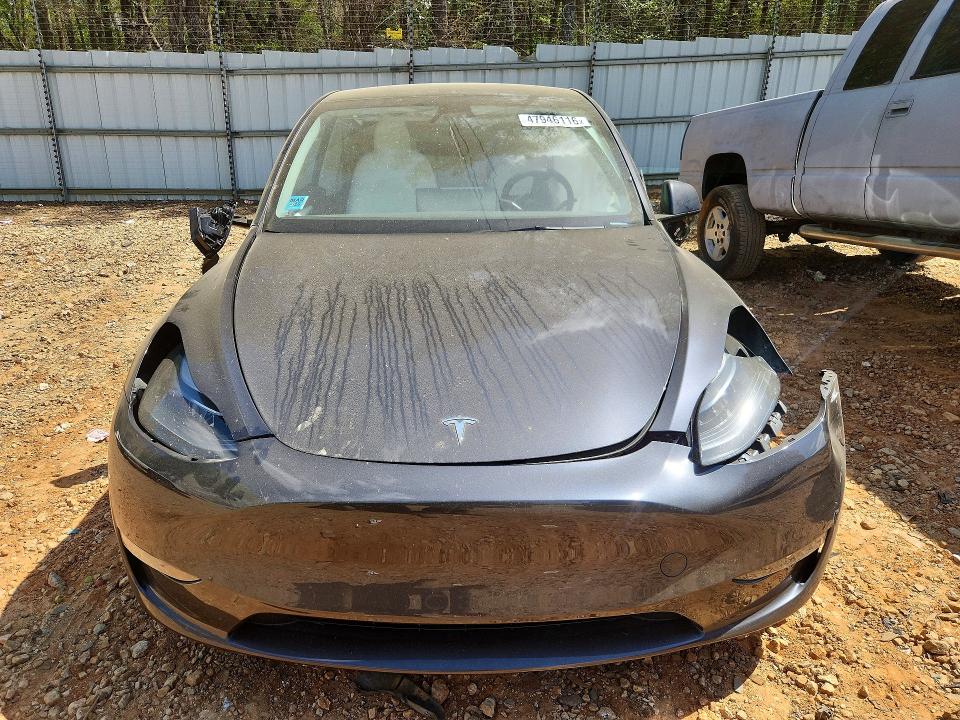 47946116 :رقم المزاد ، 7SAYGDEFXSA374414 vin ، 2025 Tesla Model Y مزاد بيع
