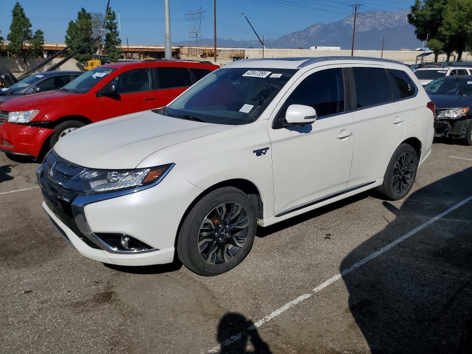 Aukcja sprzedaży 2018 Mitsubishi Outlander, vin: JA4J24A50JZ057208, numer aukcji: 42047356